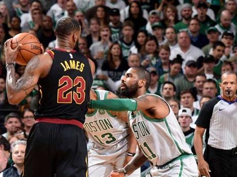 שוב נפגשים. אירווינג ולברון (Getty)