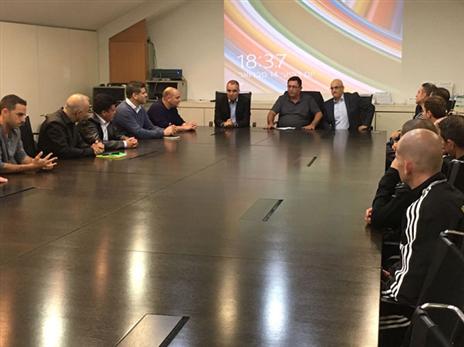 השופטים בעין הסערה