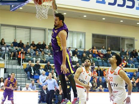 אלכסנדר התעורר במאני טיים (מנהלת)