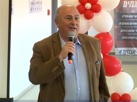 אללוף: "אחד הרגעים היפים בחיי - שהצלחתי להביא לפה את אלונה"