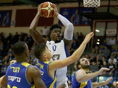 אדריאן. משחק מצוין לא הספיק (אלן שיבר)