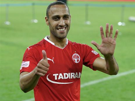 "איתו נחזור לצמרת". שחקני סכנין מפנטזים על ראדי (אלן שיבר)