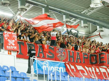 האדומים יסגרו עניין בדרייב אין? (מנהלת הליגה)