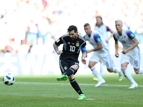 לא כך רצה לפתוח מונדיאל (Getty)