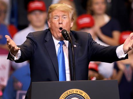 טראמפ עקץ את לברון בחזרה (GETTY)