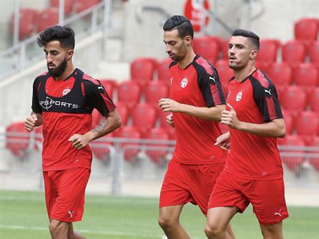 בחמישי הוא מול ב"ש וחברו מבית"ר, איינבינדר (דני מרון)