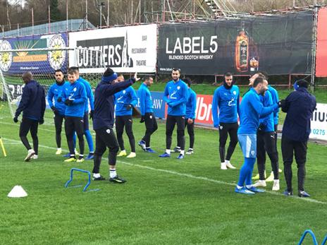 בהמשך היום: אסיפה