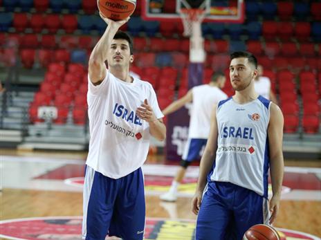 המומנטום מהניצחון על סרביה יימשך? (צילום: אלן שיבר)