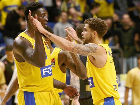 הגנה? העליונות של ספרופולוס דווקא בקליעה (אלן שיבר)