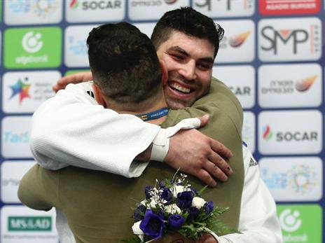 הרבה אוויר השתחרר (אלן שיבר)