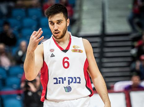 בספק למשחק בליגת האלופות. בלאט (מנהלת הליגה)