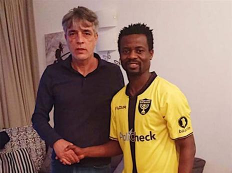 אנאן. הגיע ללא בגדים