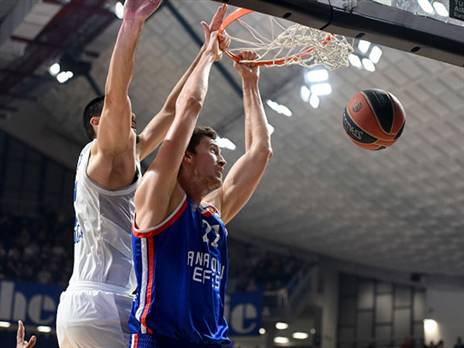 פלייס. הבטיח ביתיות בפלייאוף (Gettyimages. Savo Prelevic)