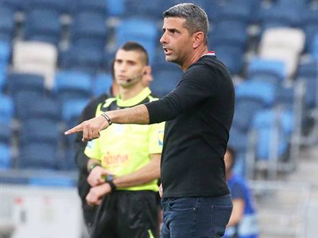 מימר. העביר מסר לשחקנים (יוסי שקל)