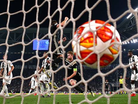 אף מומחה או אנליסט לא היה חוזה עונה כזו (getty)