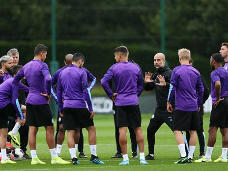 פפ באימון סיטי. מתכוננים לעוד לונדונית (Getty)