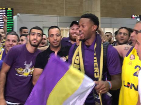 פוסטר. בדרך לעונה גדולה?