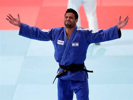 מוקי חוגג אליפות עולם, הישג ענק של סמדג'ה (getty)