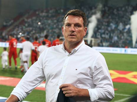 הרצוג, משחק חלש (אלן שיבר)