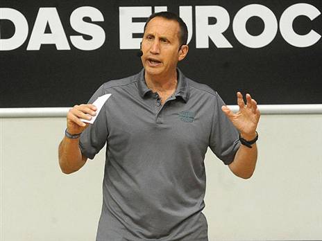 סיים עם הכדורסל? (GETTYIMAGES)