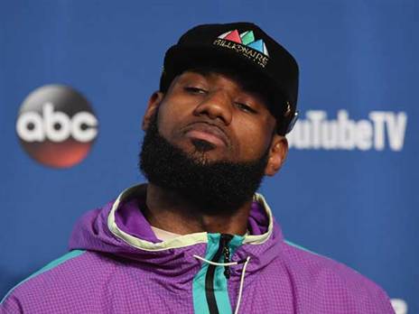 ג'יימס. יאניס ילך בדרכו? (Getty)