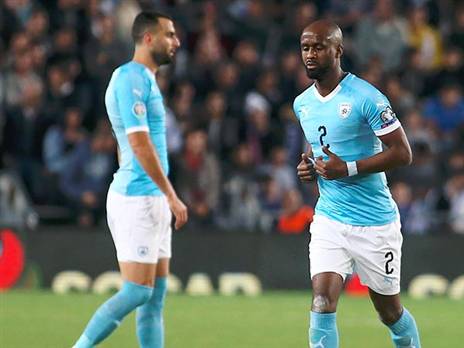 חייב לעזור יותר בהתקפה, דסה (אלן שיבר)