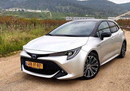 המכונית הנמכרת בישראל, טויוטה קורולה, כאן בגרסת הצ'בק