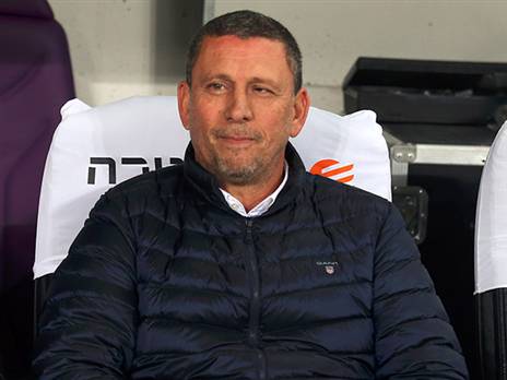 קלינגר נשאר עם הרגליים על הקרקע (אלן שיבר)