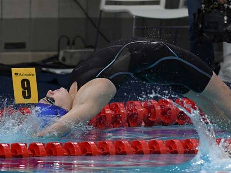 אביב ברזלי בפעולה (איגוד השחייה)