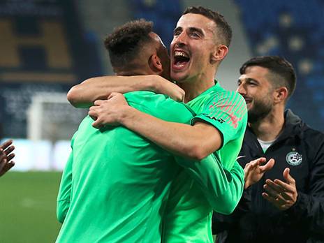 סערת הנפש של חזיזה מתקיימת בגלל היציבות של המאמן שלו (צילום: אלן שיבר)