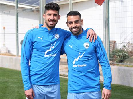 מאבק האליפות זז הצידה לטובת הנבחרת. גולסה וכהן (אודי ציטיאט)