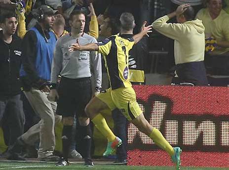 "הניצחון בדרבי? אחד הרגעים הגדולים בקריירה" (צילום: אלן שיבר)