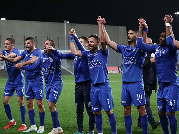 אבי לוזון חושש שעליית מכבי פ"ת תידחה (דני מרון)