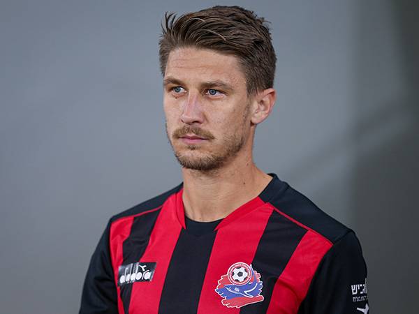 עבר הרבה בישראל, סילבסטר