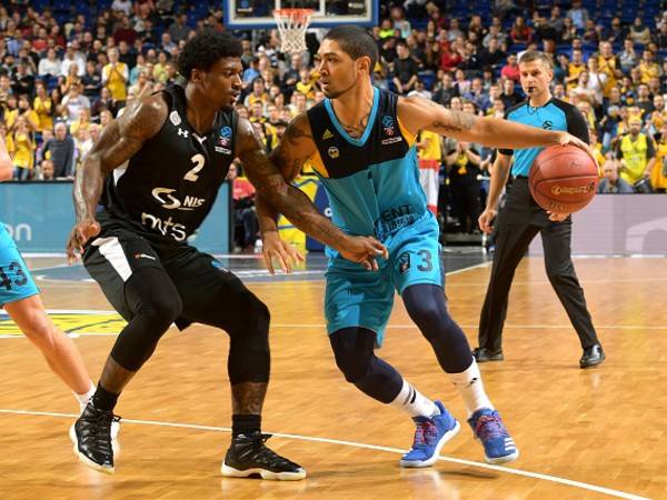 שומר אגרסיבי. מילר (GETTY)