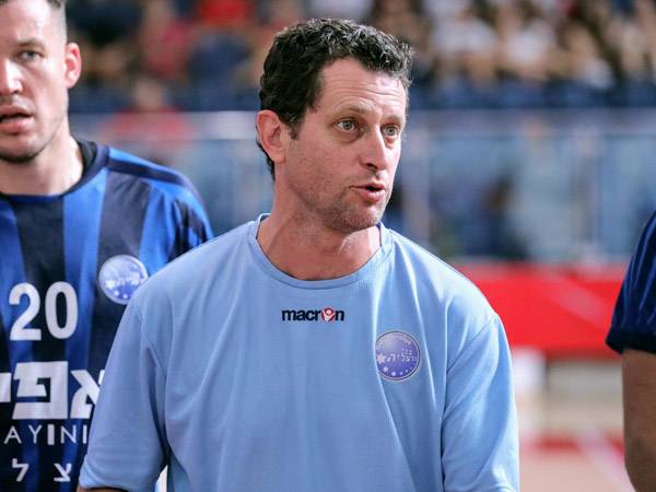 בני אינגל ממשיך במועדון (הדר ואן קולא, איגוד הכדוריד)