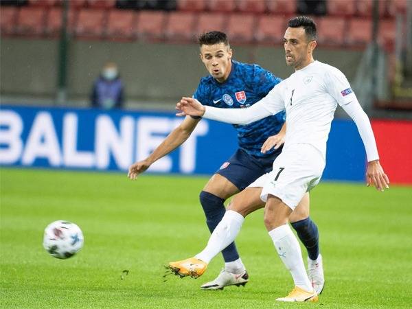 נגמר עוד לפני שהתחיל? זהבי במשחק נגד סלובקיה (ההתאחדות הסלובקית)