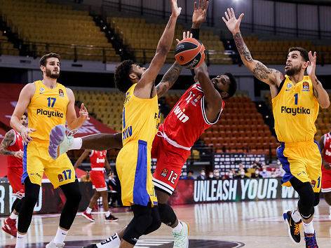 משחק מלא באקשן בפיראוס (getty)