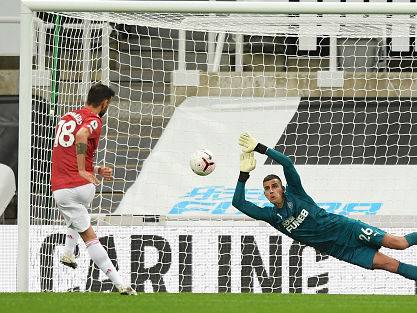 בצד השני פרננדש החמיץ פנדל (getty)