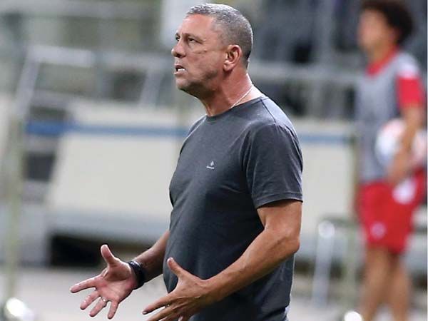 קלינגר. יחליט ללכת עם סיני? (אלן שיבר)