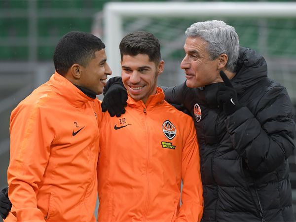 סולומון. הכל השתנה כשלמד פורטוגזית (שחטאר דונייצק, רשמי)