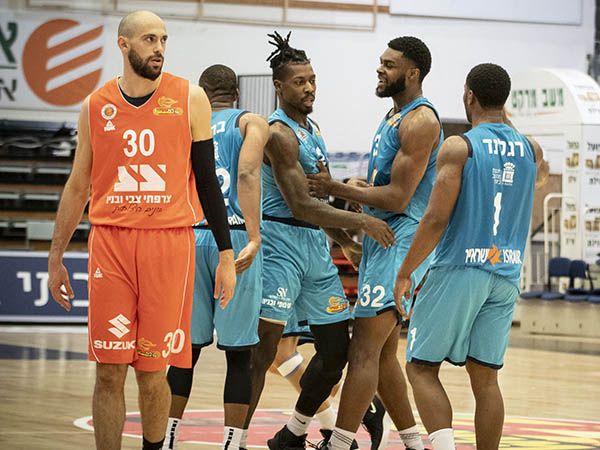 (מנהלת הליגה)