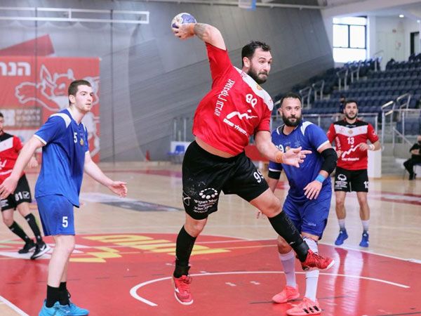 (הדר ואן קולא, איגוד הכדוריד)