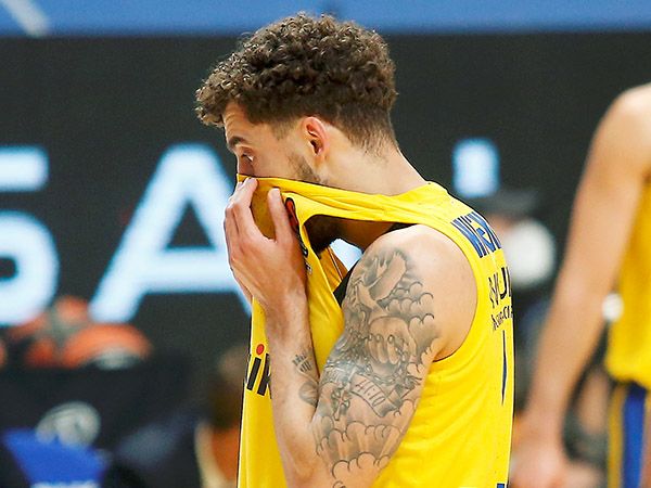 ווילבקין. הפסיד משחק אחר משחק (אלן שיבר)