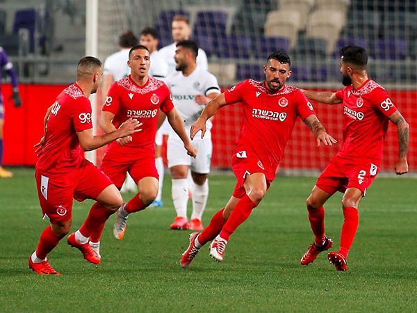 אליאס חגג שער בכורה בליגה (אלן שיבר)