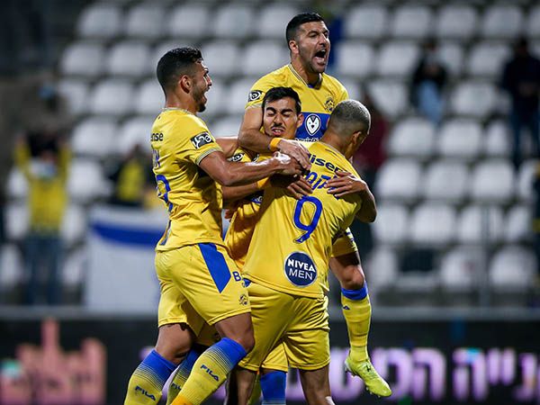 הפער: ארבע נקודות (מאור אלקסלסי)