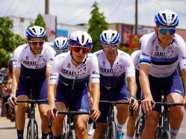 (סטארט אפ ניישן, רשמי)