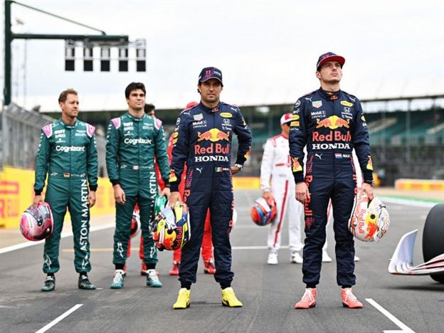 רדבול ינסו להגדיל את הפער על אדמת בריטניה (צילום: Getty)