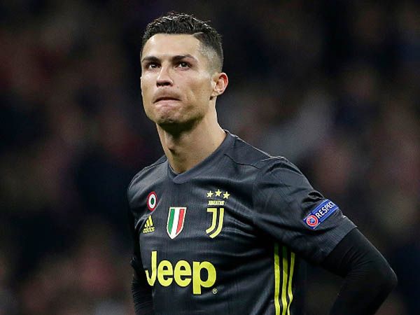 רונאלדו. בקרוב במדים התכולים? (GETTY)