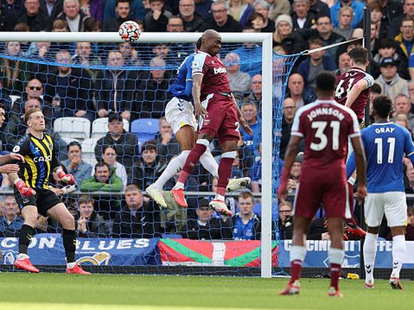 שער הניצחון (Getty)
